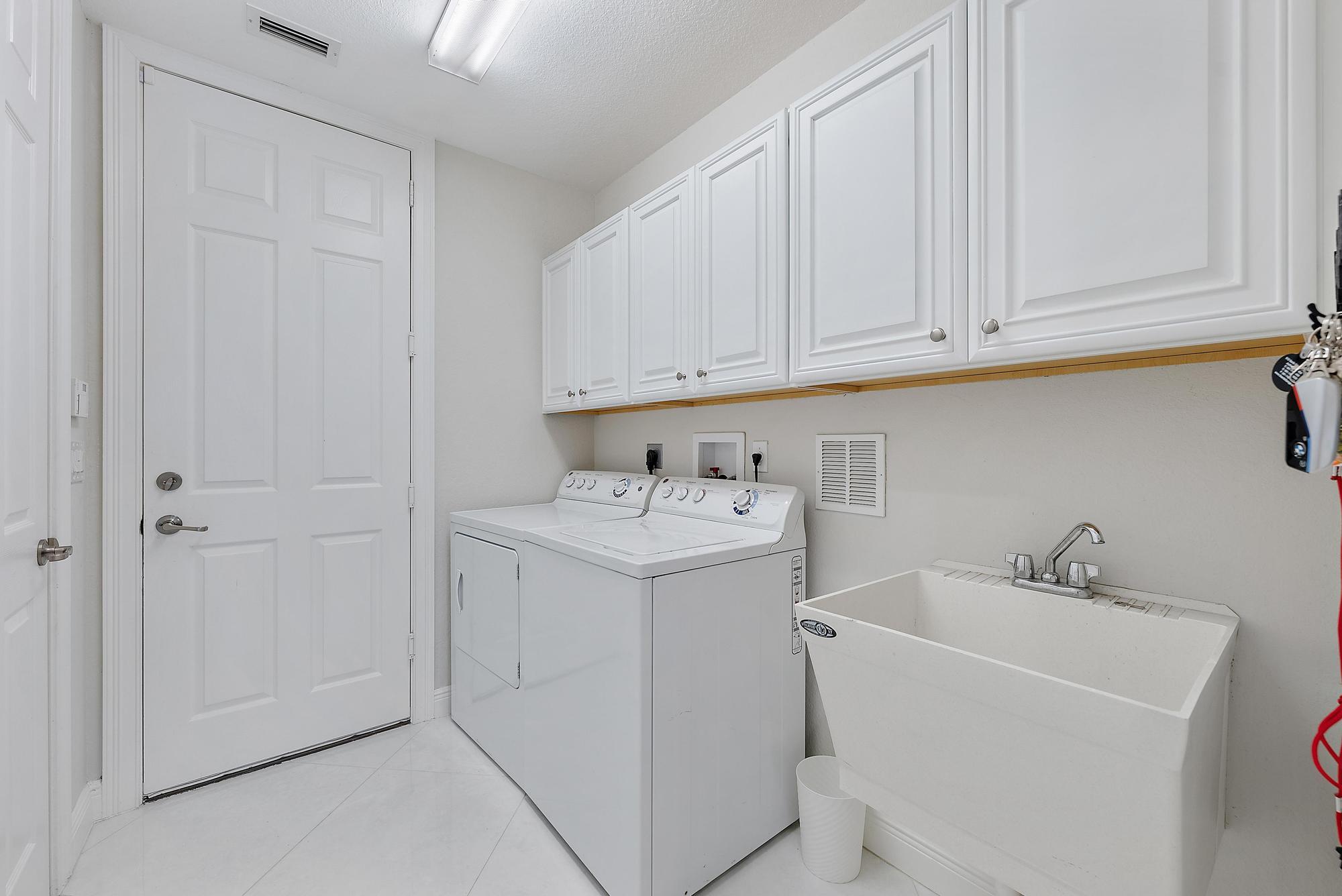 314 Rudder Cay Way Jupiter, FL 33458 - Photo 31 of 66 Laundry