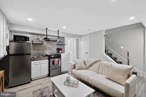 $529,000 | 5128 H Street Southeast, Washington, DC 20019