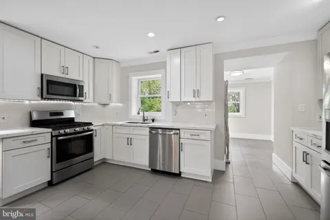 $529,000 | 5128 H Street Southeast, Washington, DC 20019