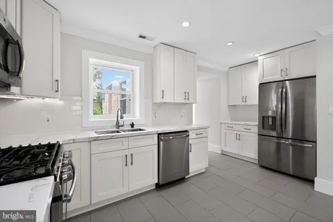 $529,000 | 5128 H Street Southeast, Washington, DC 20019