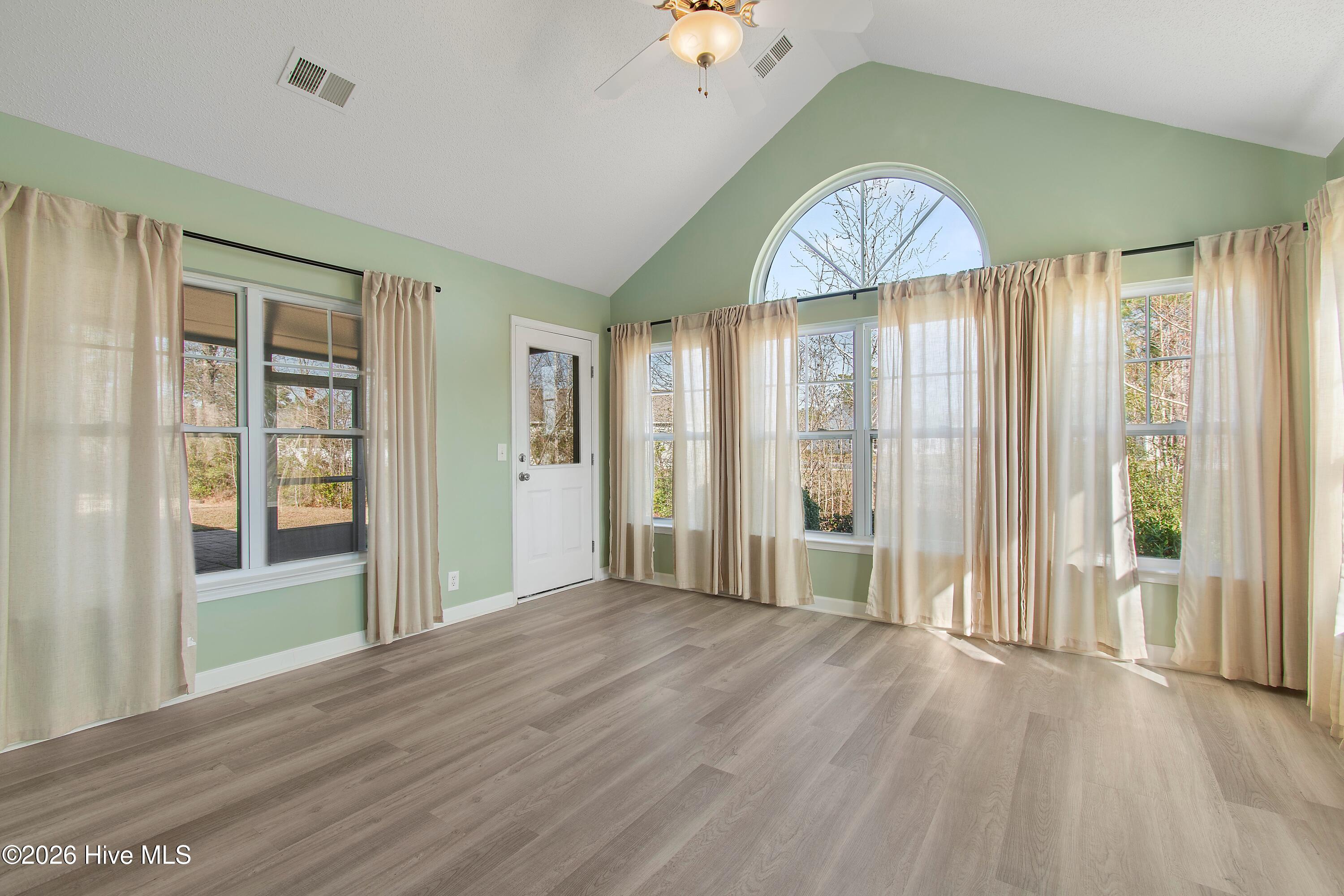 693 Privit Court Northwest Calabash, NC 28467 - Photo 5 of 42 Sunroom