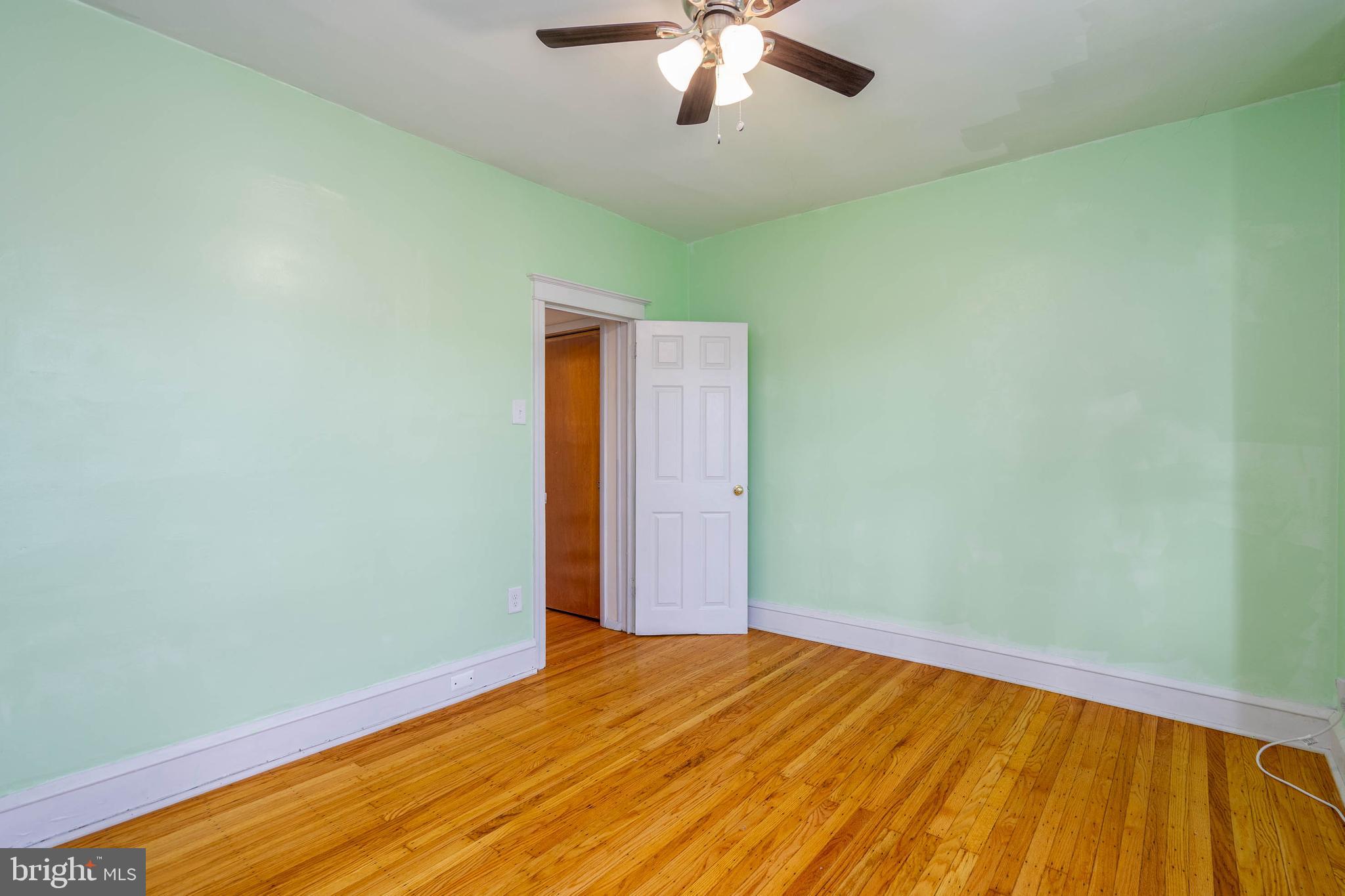1818 South Taylor Street Philadelphia, PA 19145 - Photo 22 of 25