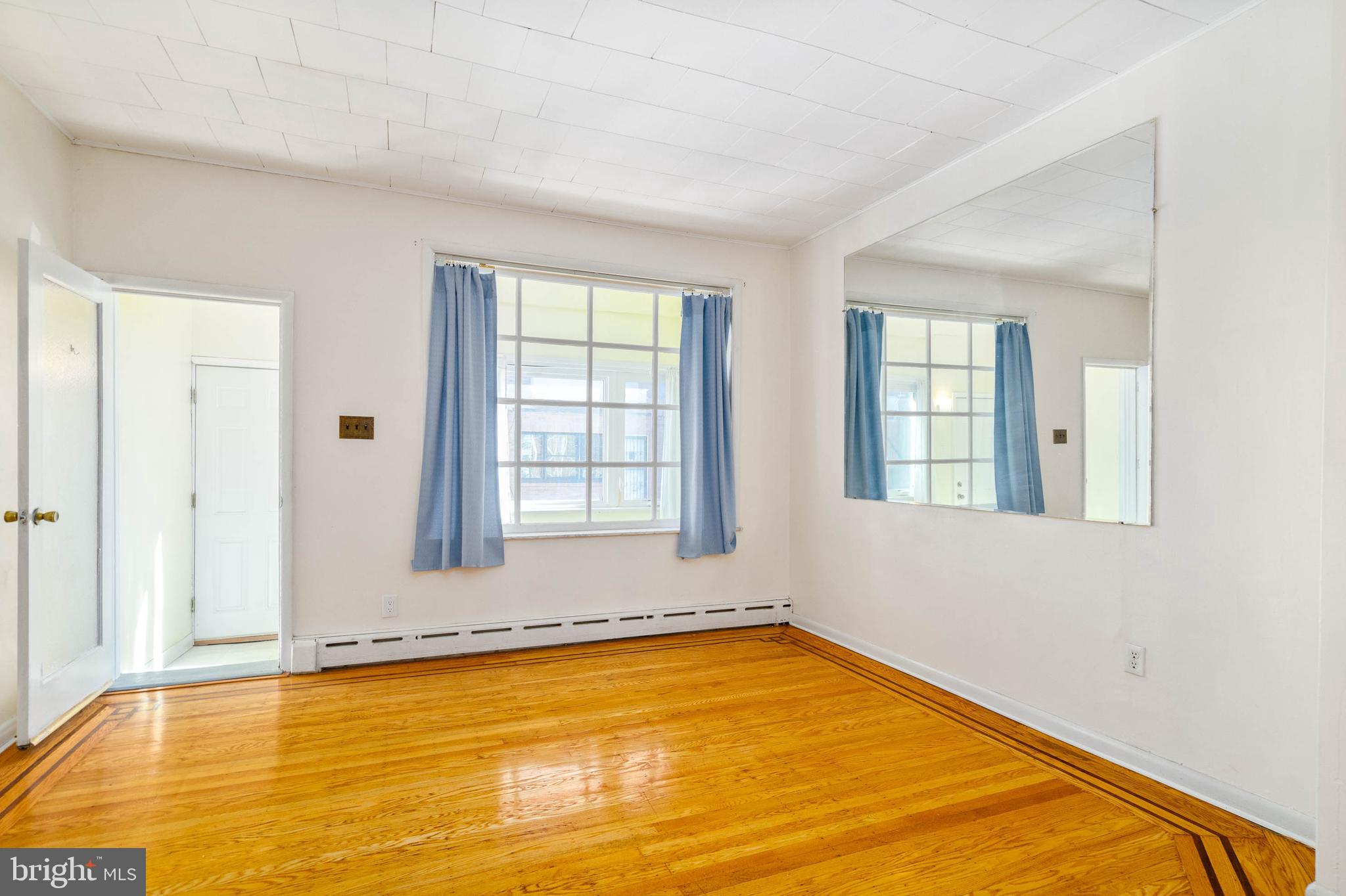 1818 South Taylor Street Philadelphia, PA 19145 - Photo 8 of 25