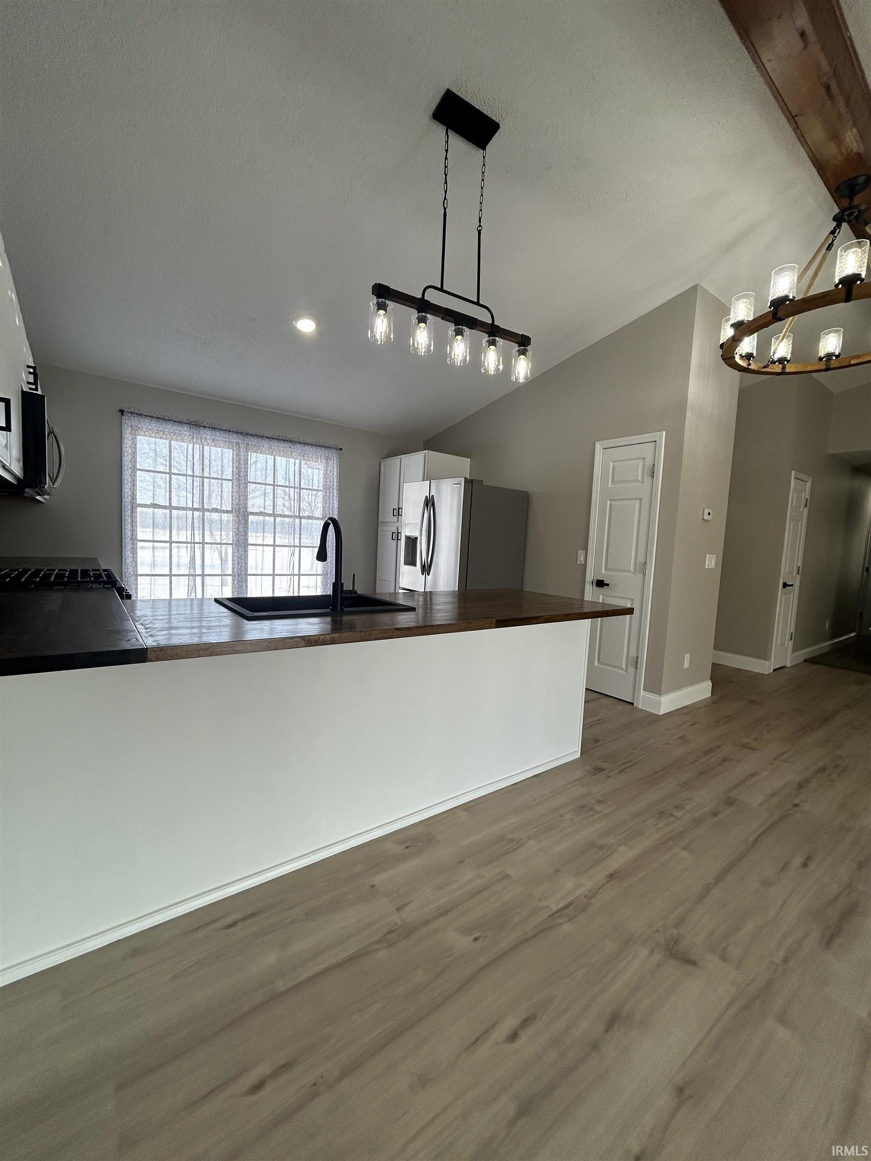 1051 West Division Road Huntington, IN 46750 - Photo 9 of 36 Gallery Image 9