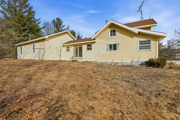 $215,000 | 18671 230th Avenue, Big Rapids, MI 49307