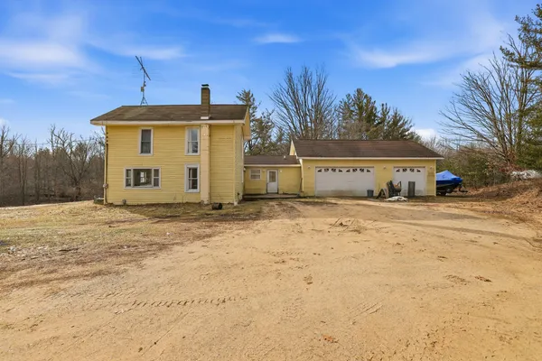 $215,000 | 18671 230th Avenue, Big Rapids, MI 49307