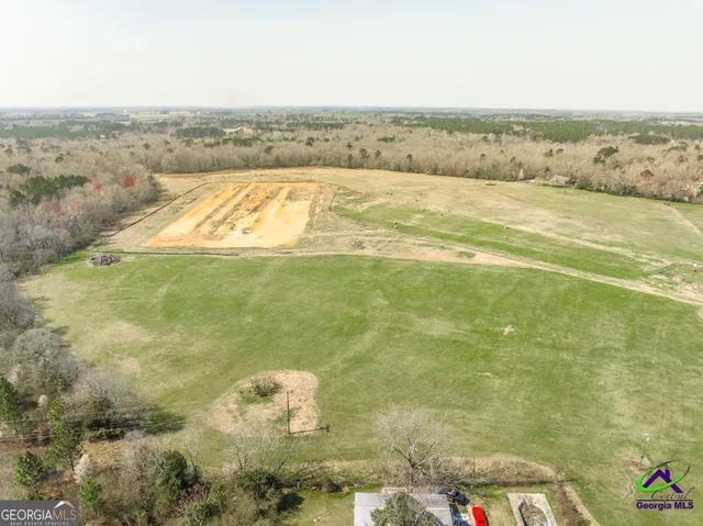 a view of an ocean beach