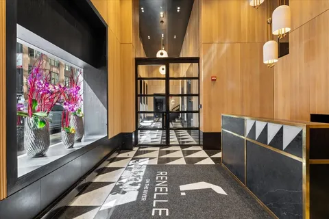 $1,599,000 | 403 North Wabash Avenue, Unit 10C, Chicago, IL 60611