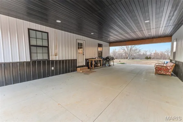$899,900 | 4800 Pebble Lane, Farmington, MO 63640