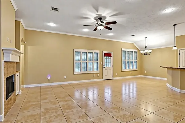 $2,100 | 11807 Briarwood Lane, Montgomery, TX 77356