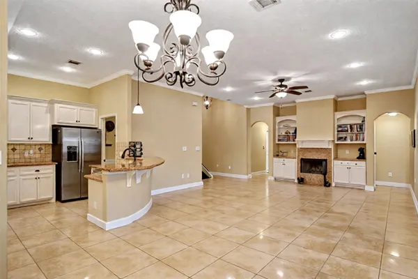 $2,100 | 11807 Briarwood Lane, Montgomery, TX 77356