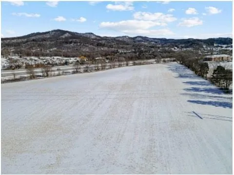 $4,833,000 | 35 Rd Holmen Wi 54650 Road, Onalaska, WI 54650