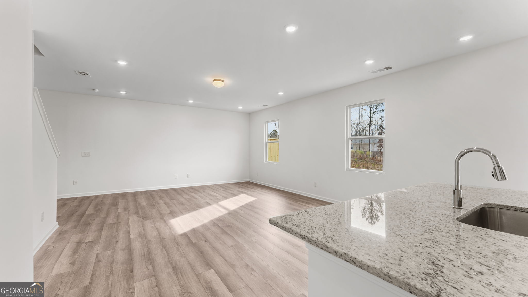 42 Umber Lane Newnan, GA 30263 - Photo 7 of 25