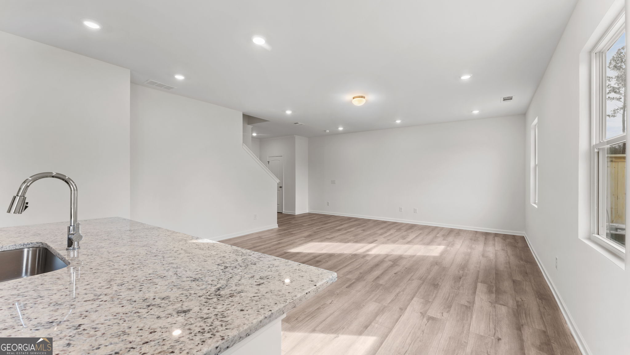 42 Umber Lane Newnan, GA 30263 - Photo 8 of 25