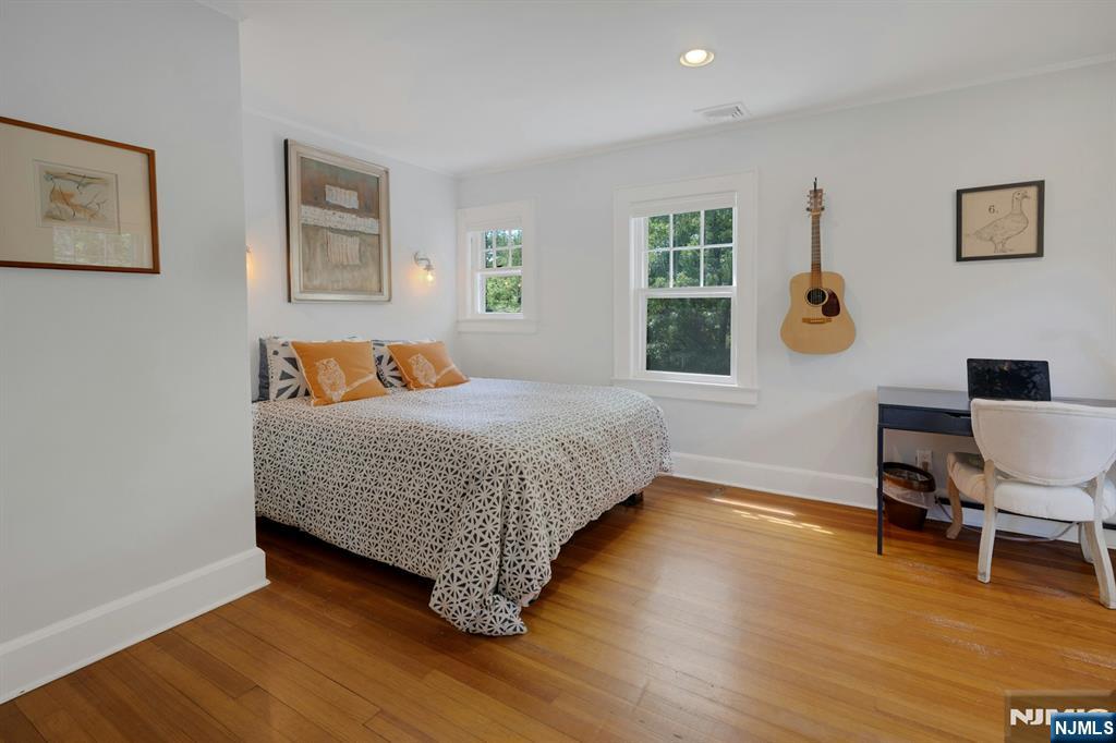 129 Mt Hebron Road Montclair, NJ 07043 - Photo 18 of 33