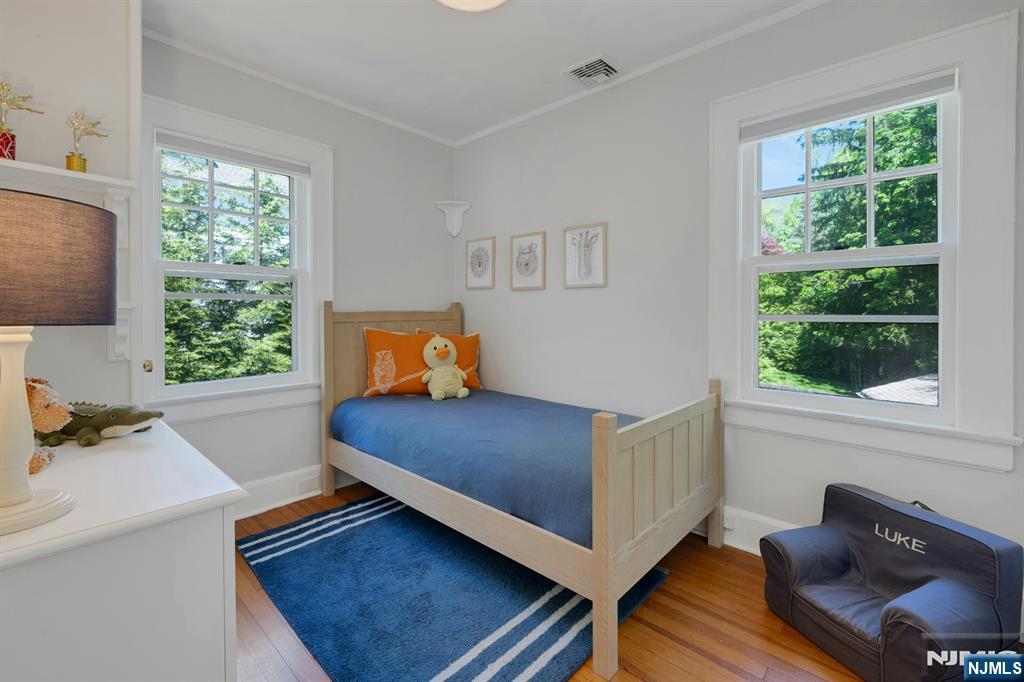 129 Mt Hebron Road Montclair, NJ 07043 - Photo 24 of 33