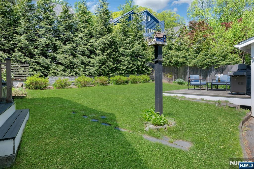 129 Mt Hebron Road Montclair, NJ 07043 - Photo 30 of 33