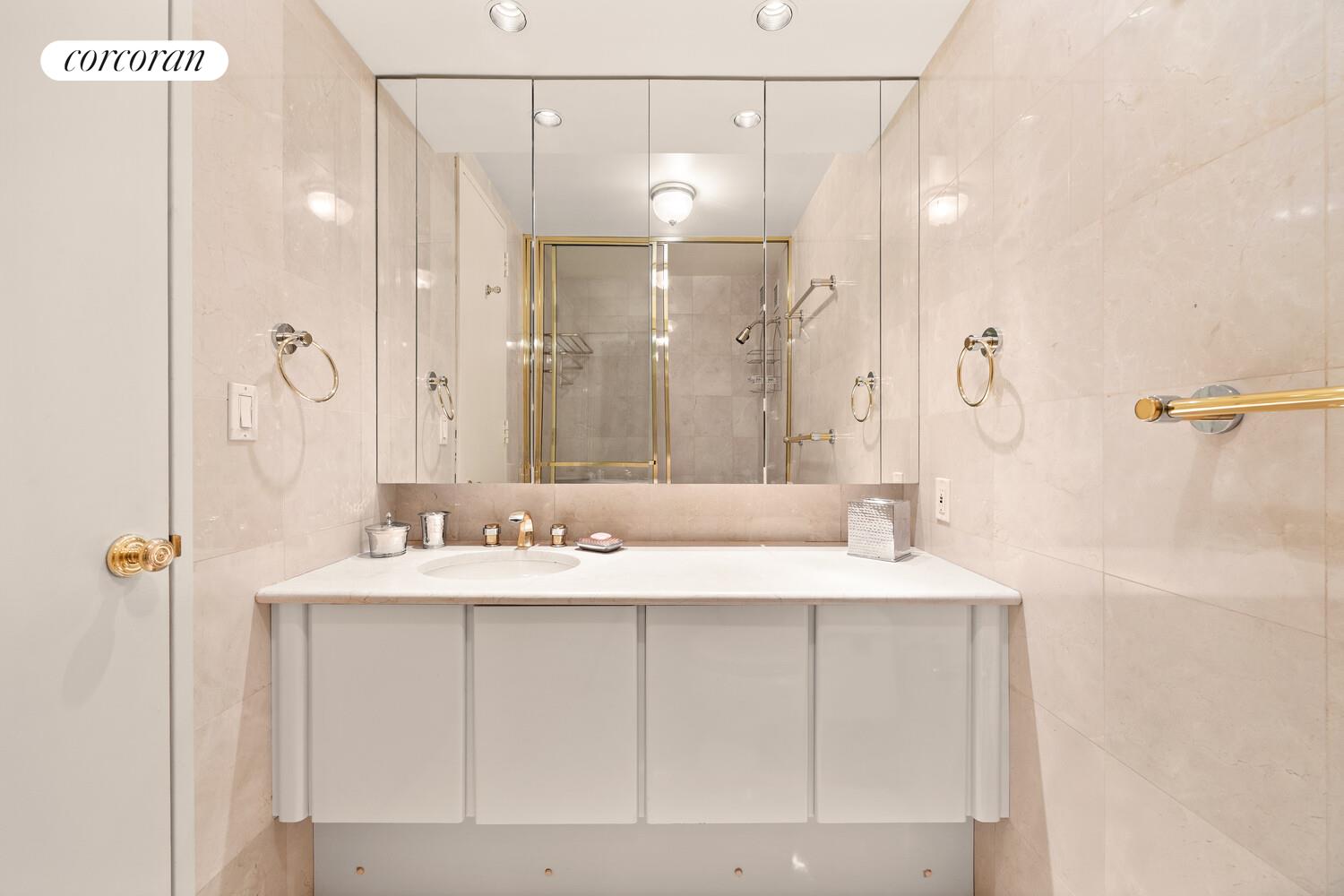 45 East 80th Street, Unit 17B Manhattan, NY 10075 - Photo 11 of 13