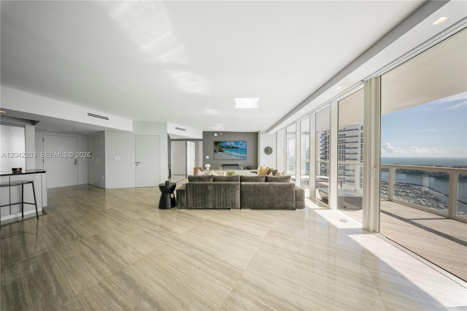 450 Alton Road, Unit 3301 Miami Beach, FL 33139 - Photo 8 of 45