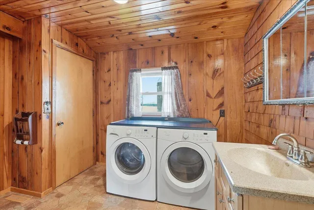 $229,500 | 497 12 1/2 Avenue, Almena, WI 54805