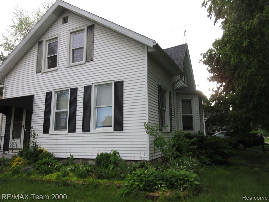 604 Smith Street Monroe, MI 48161 - Photo 2 of 24