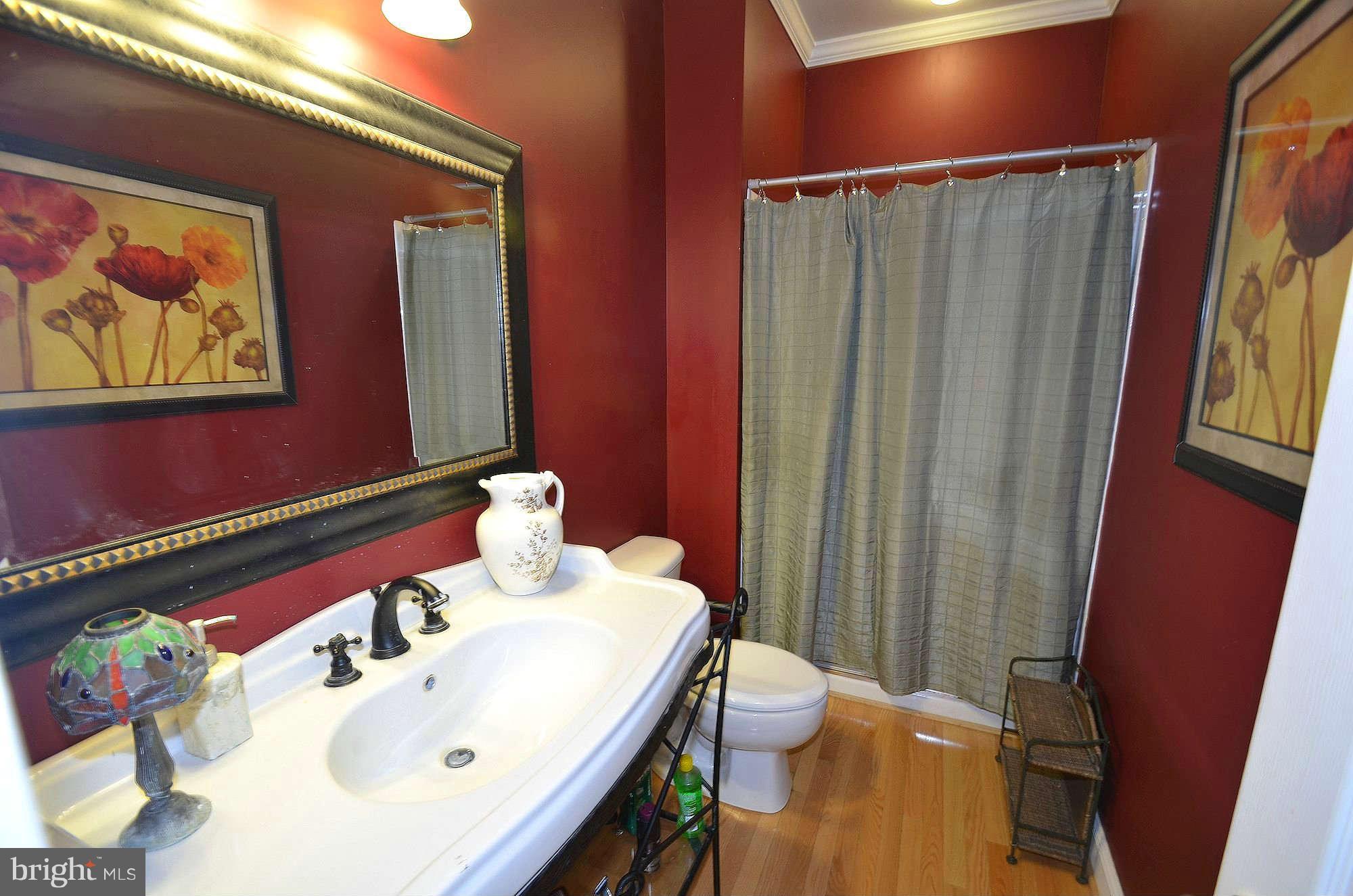 2515 Howard Grove Road Davidsonville, MD 21035 - Photo 13 of 30 Bath