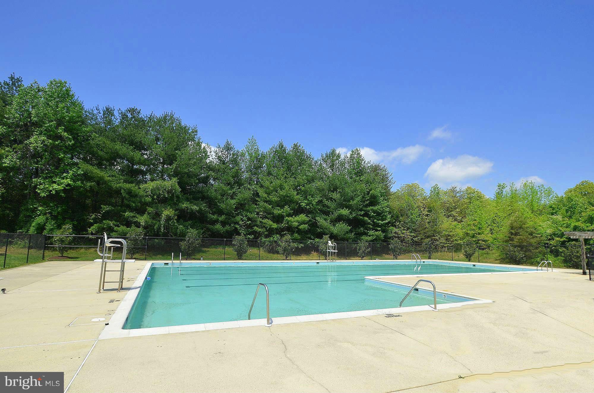 2515 Howard Grove Road Davidsonville, MD 21035 - Photo 28 of 30 Community Swimming Pool