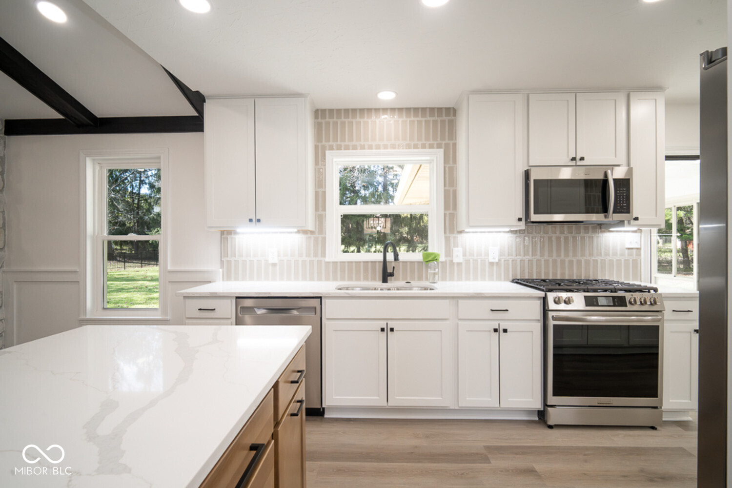 700 Ridge Road Greenwood, IN 46142 - Photo 19 of 32