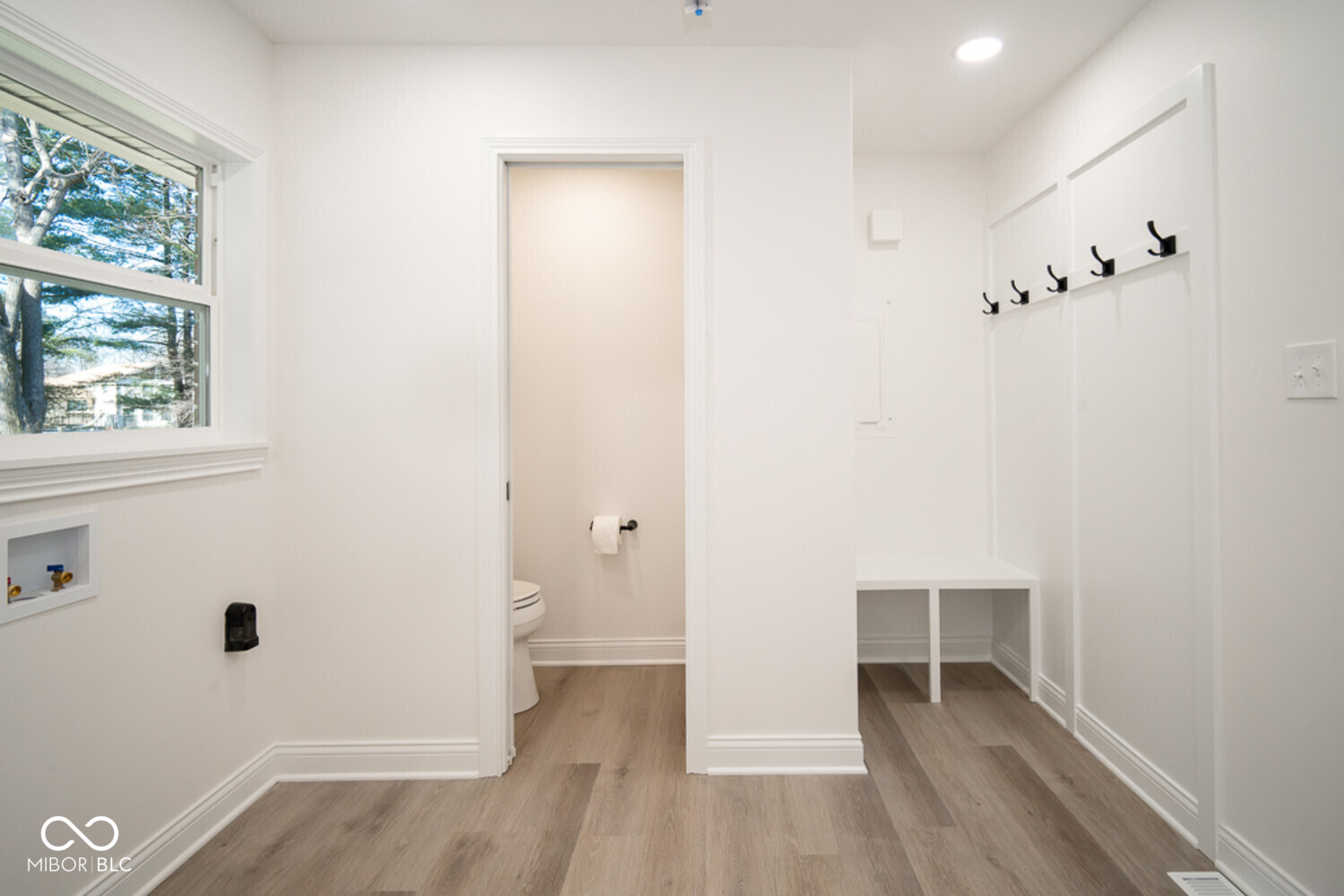 700 Ridge Road Greenwood, IN 46142 - Photo 28 of 32