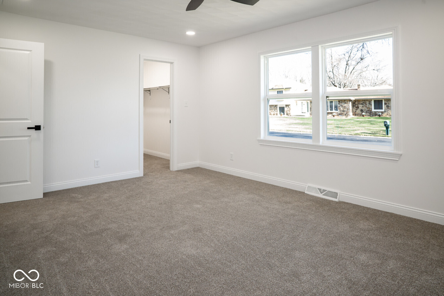 700 Ridge Road Greenwood, IN 46142 - Photo 9 of 32