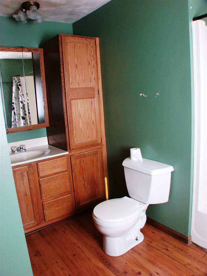8565 South Smith Road Perrinton, MI 48871 - Photo 25 of 40 1815431-24.JPG