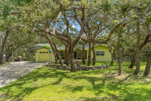 $255,000 | 9116 Manetta Road, Weeki Wachee, FL 34613