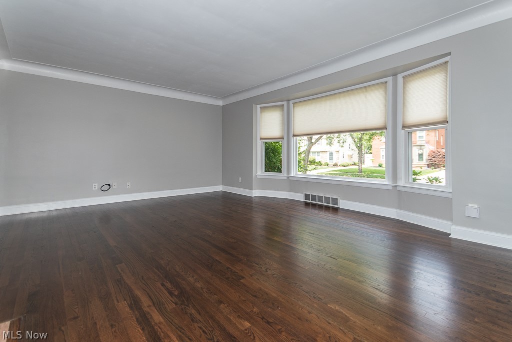 2338 Charney Road Cleveland, OH 44118 - Photo 7 of 24 Gallery Image 7