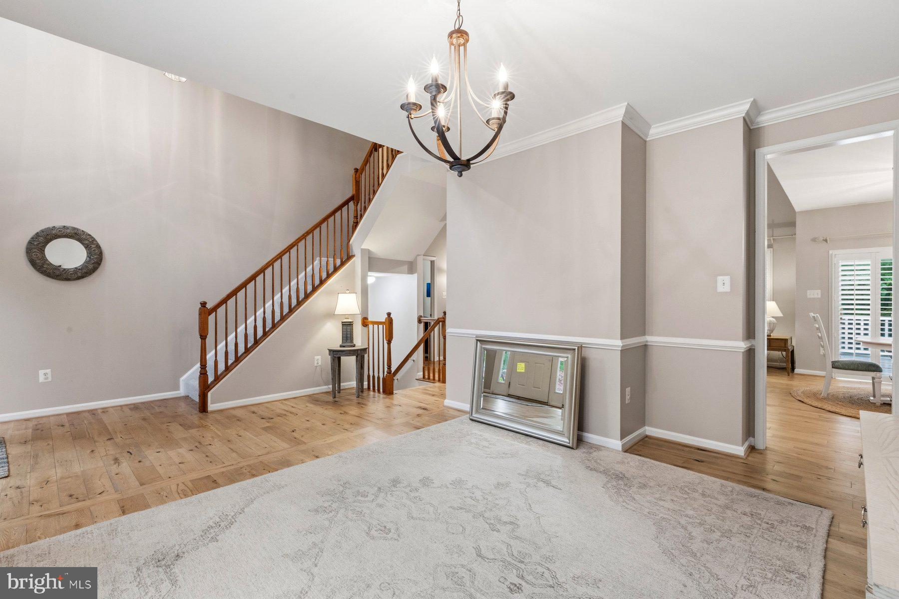 184 Hickory Point Road Pasadena, MD 21122 - Photo 5 of 57