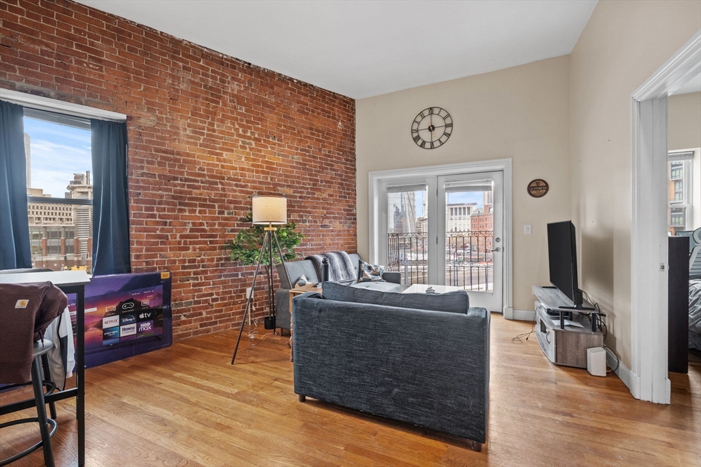 59-61 Endicott Street Boston, MA 02113 - Photo 2 of 25