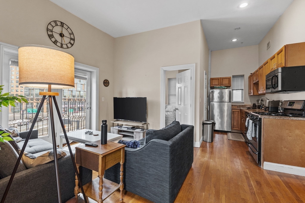 59-61 Endicott Street Boston, MA 02113 - Photo 4 of 25