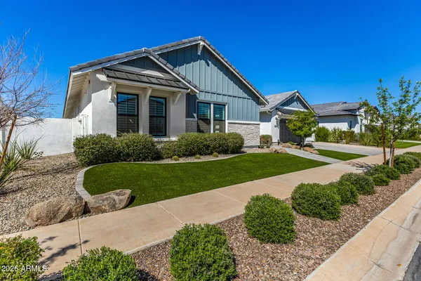 $1,995 | 25454 South 204th Street, Queen Creek, AZ 85142