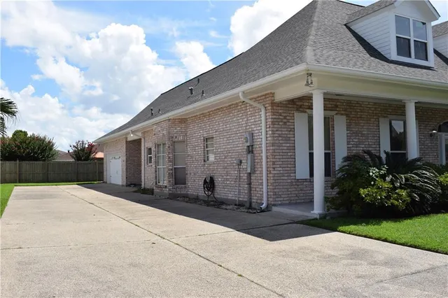 $495,000 | 509 Carmenere Drive, Kenner, LA 70065
