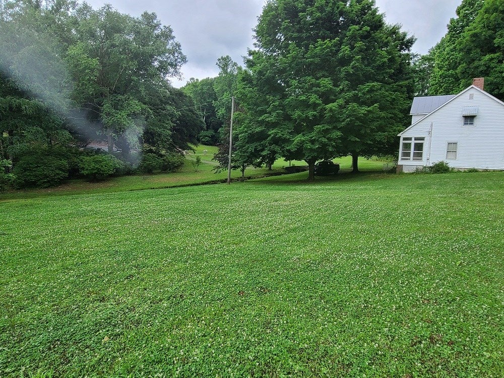 3607 Lone Ivy Road Stuart, VA 24171 - Photo 2 of 36 Gallery Image 2