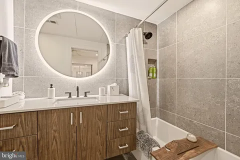 $780,000 | 1435 Clifton Street Northwest, Unit 7, Washington, DC 20009