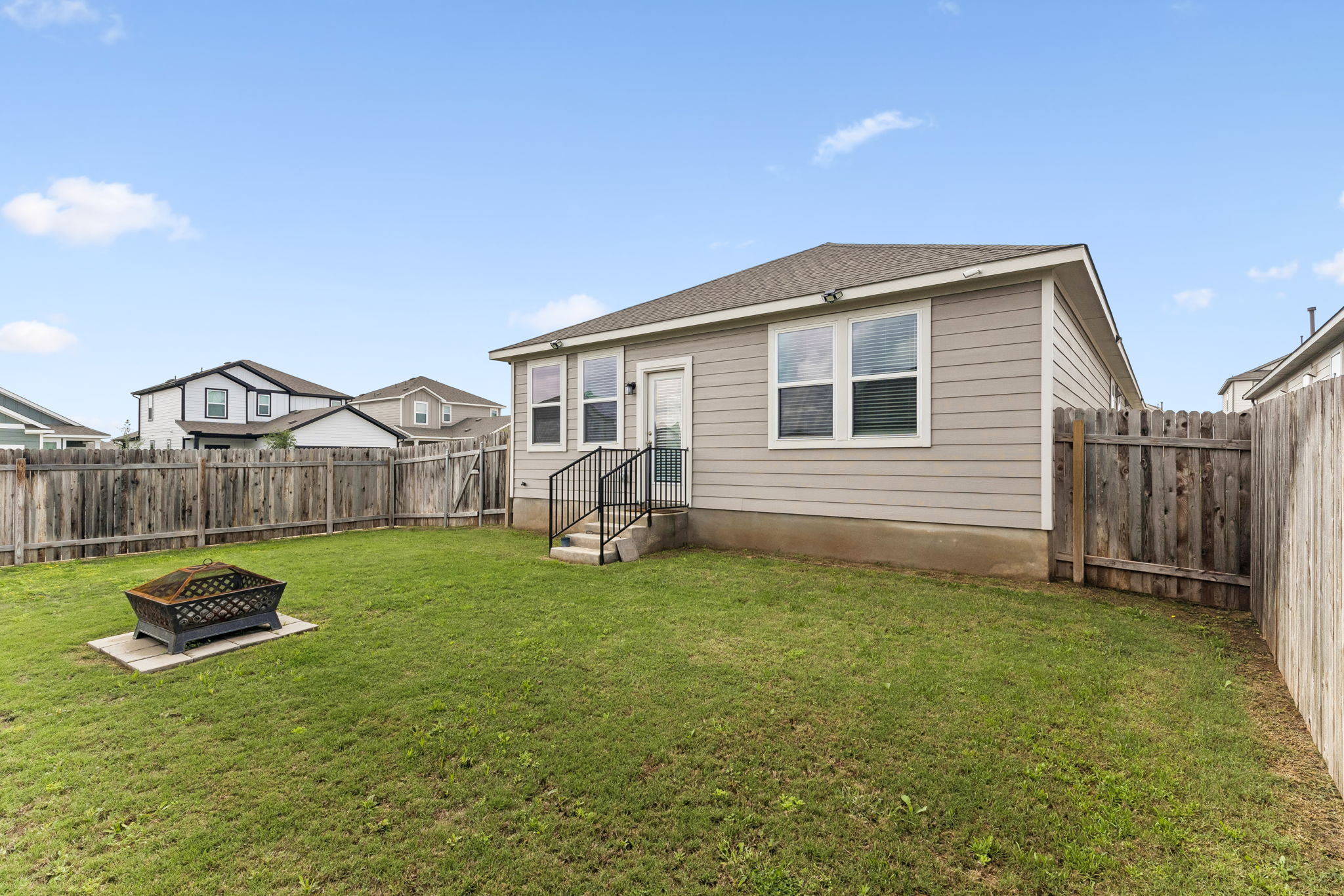 10600 Ridan Way Buda, TX 78610 - Photo 18 of 23