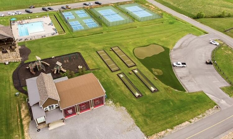 755 Sunset Circle Jasper, TN 37347 - Photo 37 of 44 an aerial view of a pool