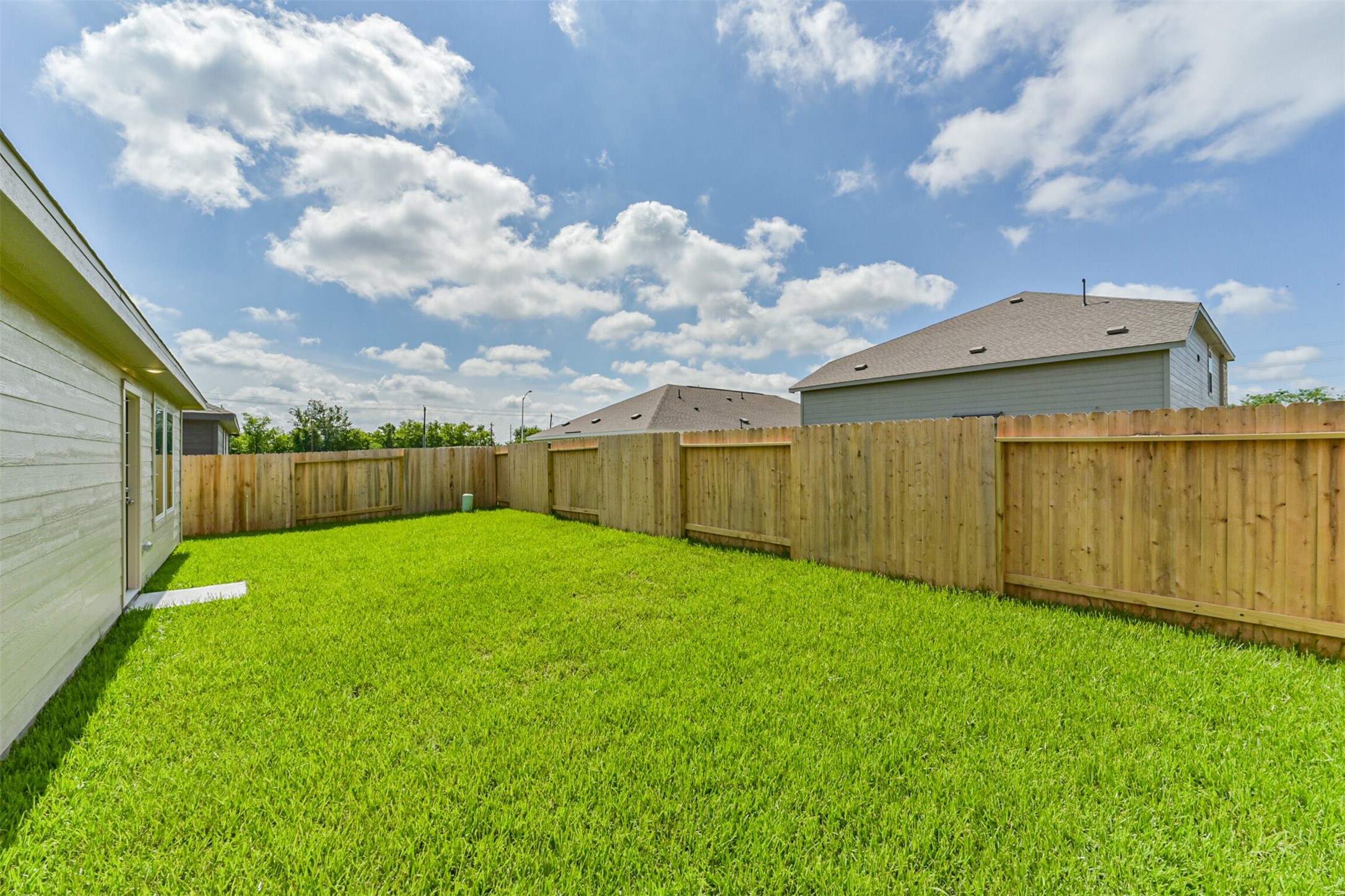 648 Burlina Road La Marque, TX 77568 - Photo 30 of 31 Backyard space