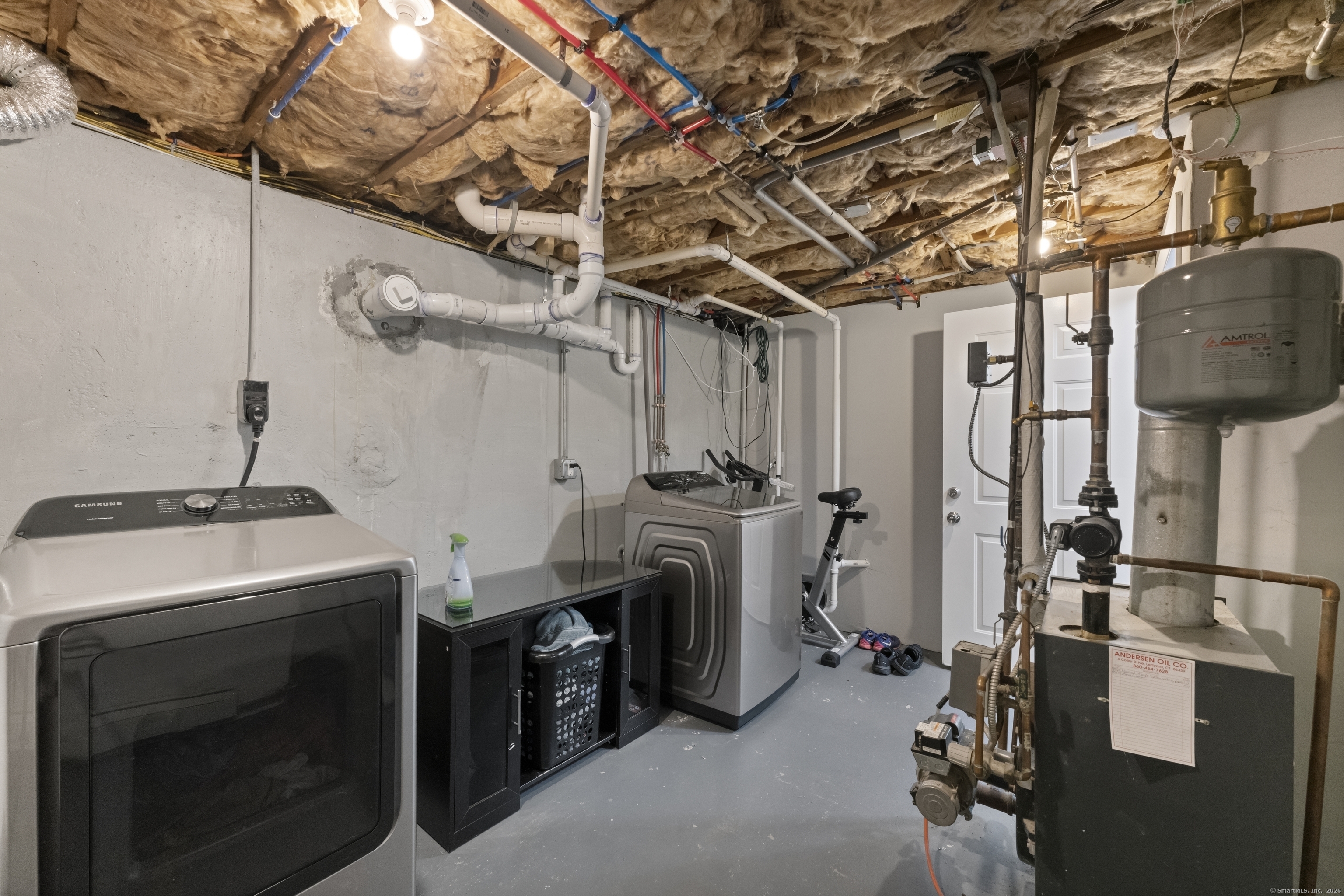 11 Willow Lane Ledyard, CT 06339 - Photo 25 of 39 a utility room with dryer and washer