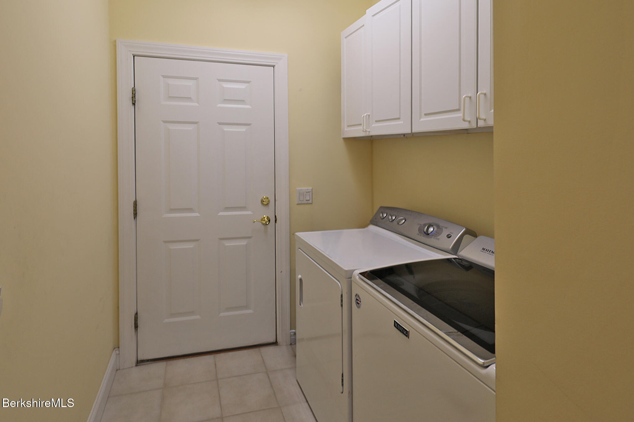 101 Alpine Trail Pittsfield, MA 01201 - Photo 21 of 43 LAUNDRY