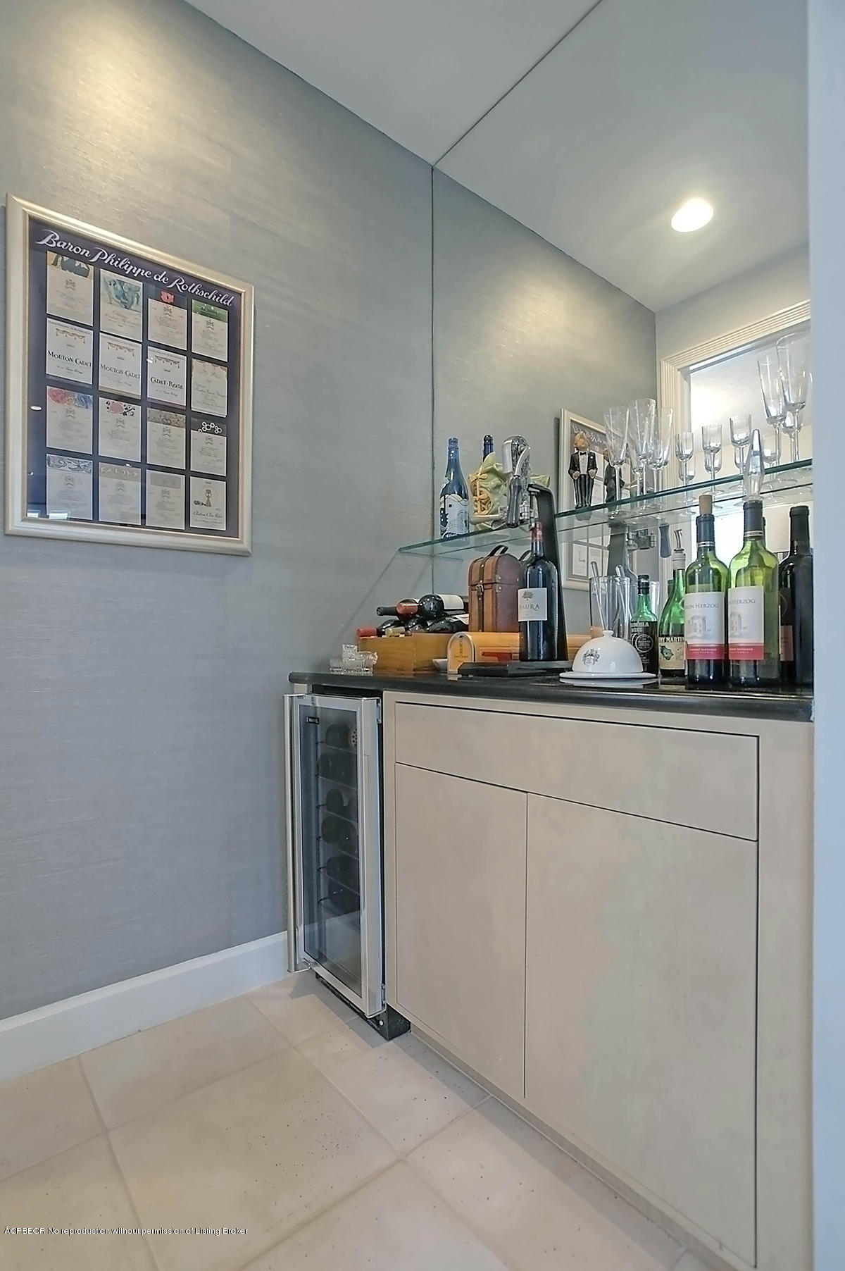 2570 Hampton Bridge Road Delray Beach, FL 33445 - Photo 16 of 40 a room with lot of cabinets and window