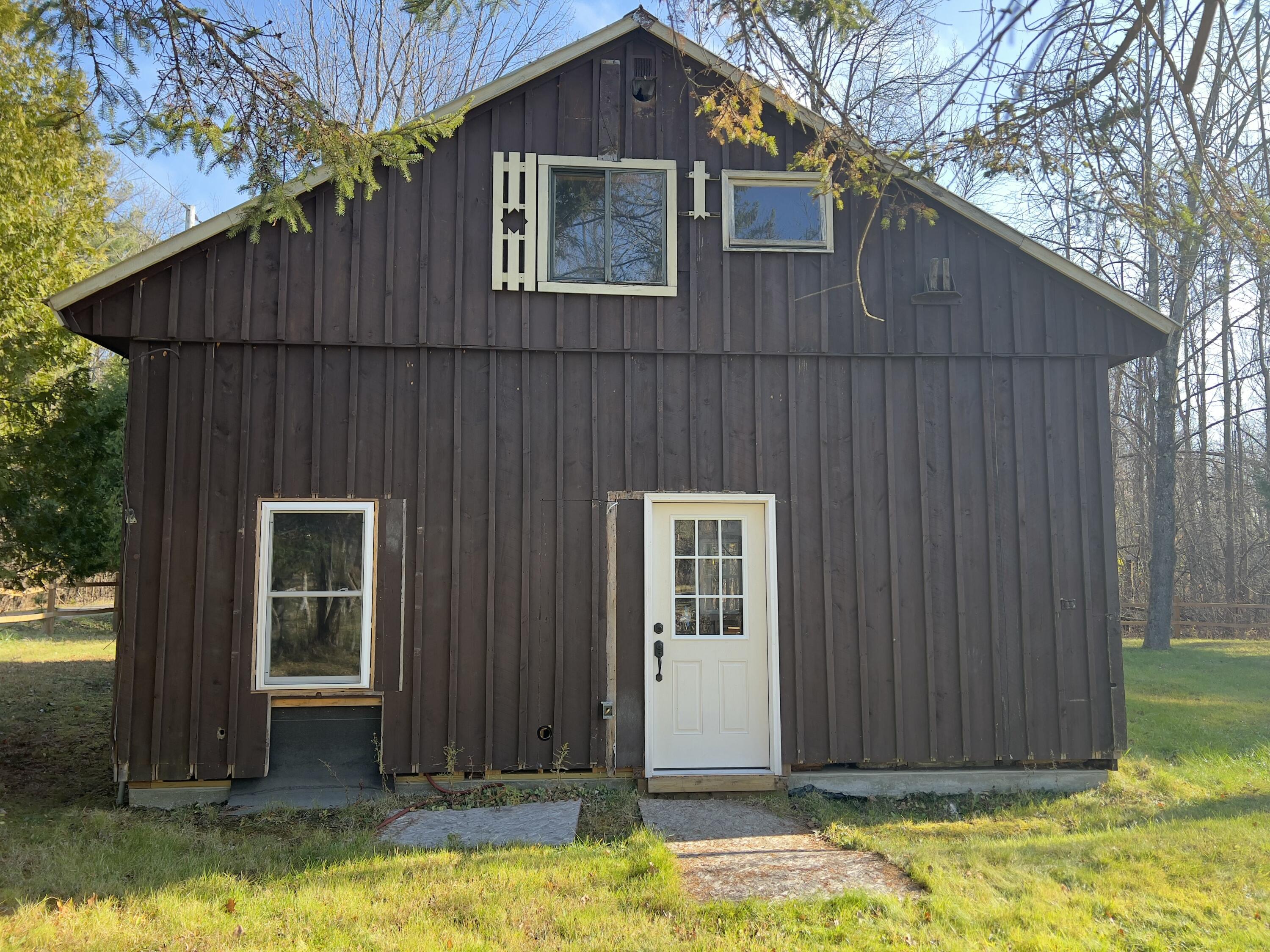 712 Point Road Willsboro, NY 12996 - Photo 2 of 39