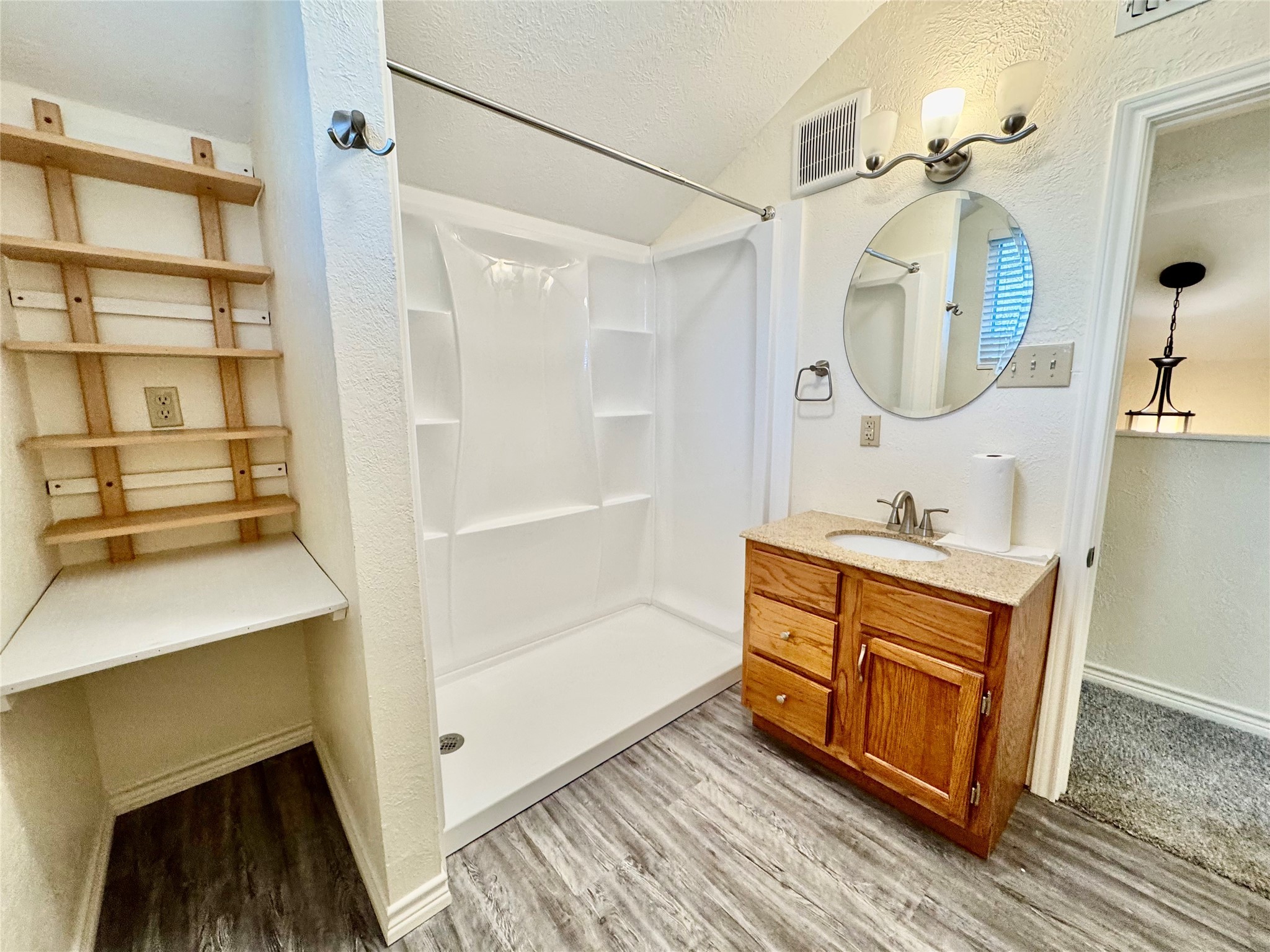 504 Timber Bay Drive Trinity, TX 75862 - Photo 38 of 48 Upstairs Bath