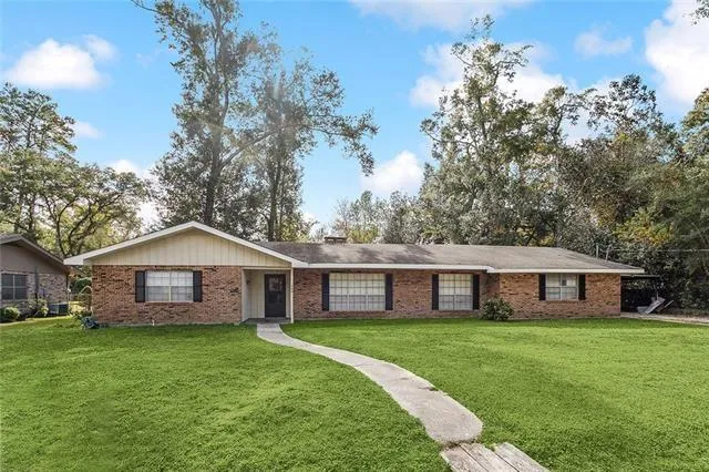 $2,700 | Undisclosed Address, Covington, LA 70433