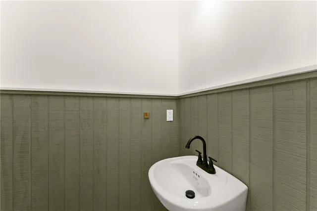 $450,000 | 172 Llewellyn Street, Clarkesville, GA 30523